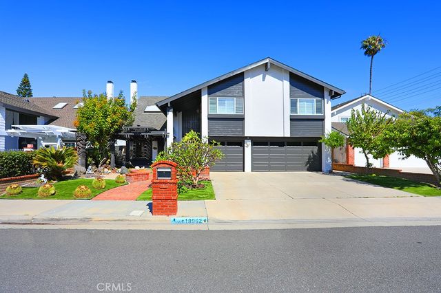 18962 Crimson Circle, Huntington Beach, CA 92646