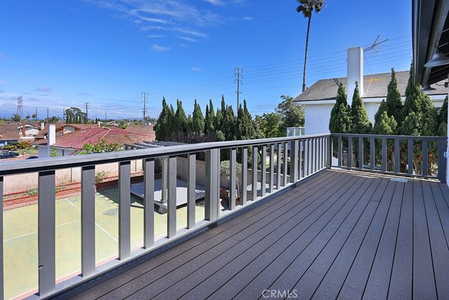18962 Crimson Circle, Huntington Beach, CA 92646