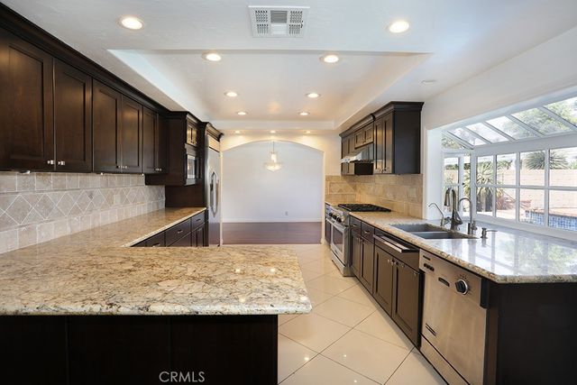 18962 Crimson Circle, Huntington Beach, CA 92646