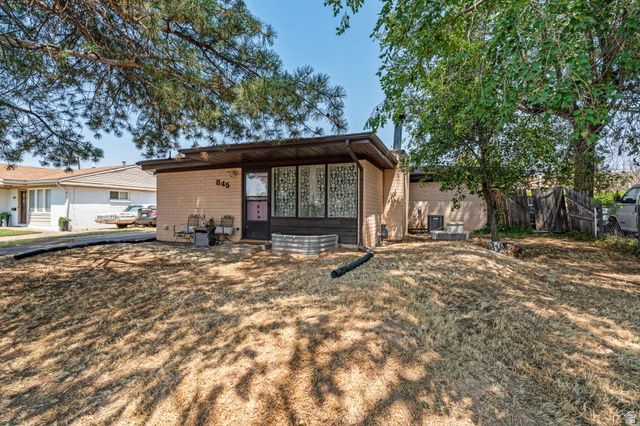 845 S BIRCH ST., Clearfield, UT 84015