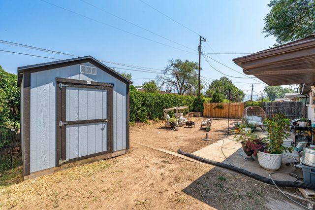 845 S BIRCH ST., Clearfield, UT 84015