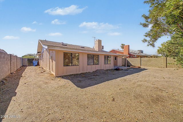 18431 N 3rd Avenue, Phoenix, AZ 85023