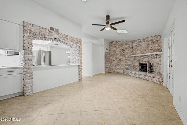 18431 N 3rd Avenue, Phoenix, AZ 85023