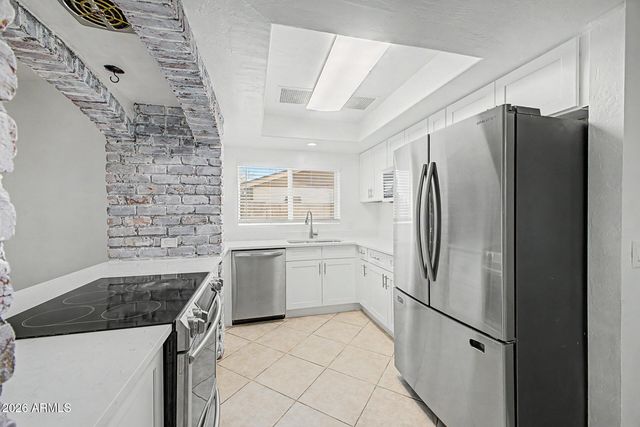 18431 N 3rd Avenue, Phoenix, AZ 85023