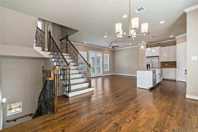 4312 Dickson Street B, Houston, TX 77007