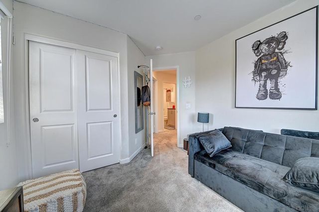 10572 Acorn Place, Los Alamitos, CA 90720