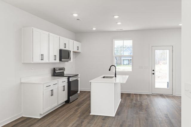 1612 Daly Dr, Cookeville, TN 38506