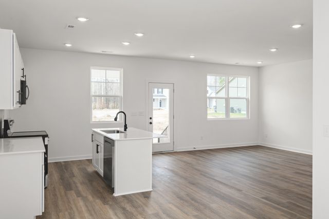 1612 Daly Dr, Cookeville, TN 38506