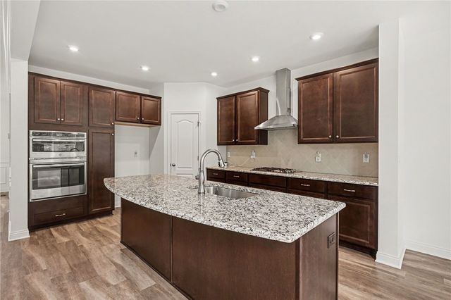2112 Silver Linden Drive, Tipp City, OH 45371