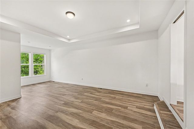 2112 Silver Linden Drive, Tipp City, OH 45371