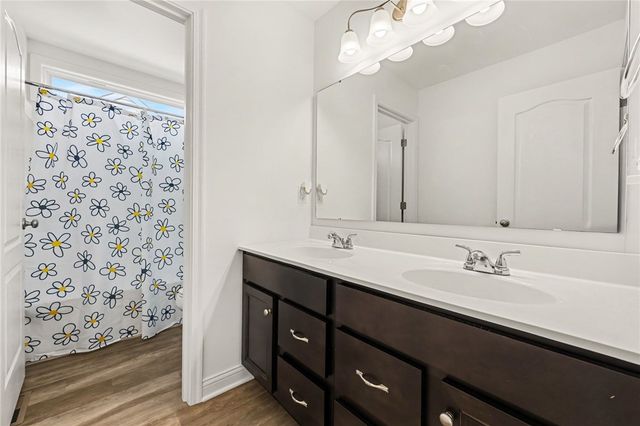 2112 Silver Linden Drive, Tipp City, OH 45371