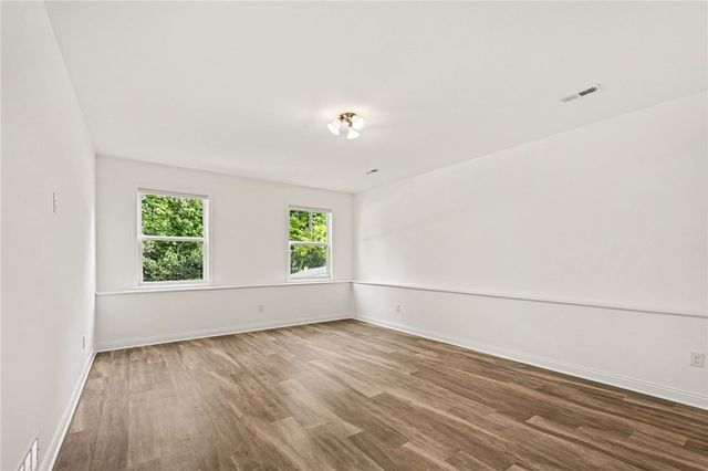 2112 Silver Linden Drive, Tipp City, OH 45371