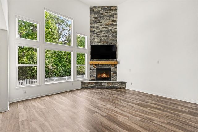 2112 Silver Linden Drive, Tipp City, OH 45371