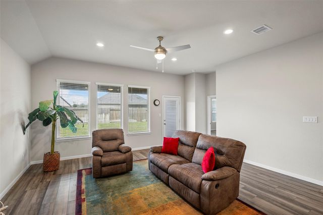 31430 Calle Linda Drive, Hockley, TX 77447