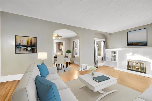 910 Miller Road, Kalamazoo, MI 49001