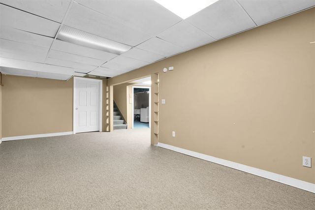 910 Miller Road, Kalamazoo, MI 49001