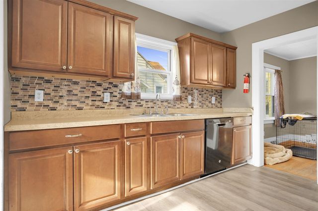 910 Miller Road, Kalamazoo, MI 49001