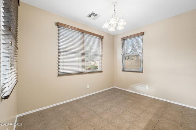 2226 E FRAKTUR Road, Phoenix, AZ 85040