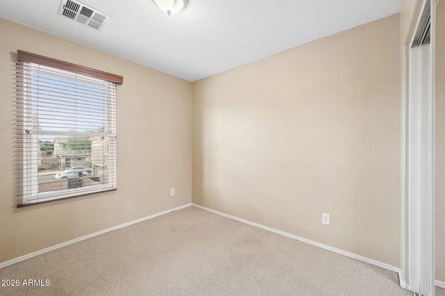 2226 E FRAKTUR Road, Phoenix, AZ 85040