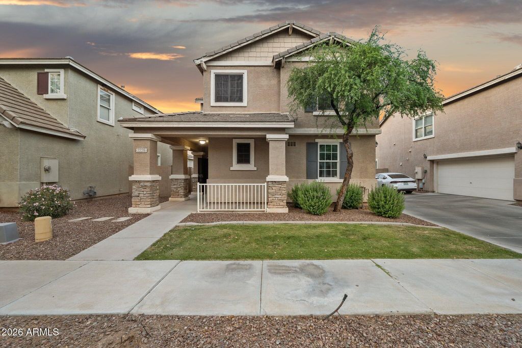 2226 E FRAKTUR Road, Phoenix, AZ 85040