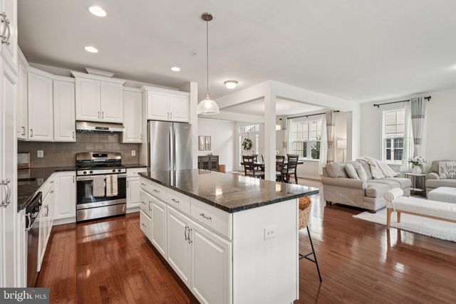 1436 ROSWELL LN, West Chester, PA 19380