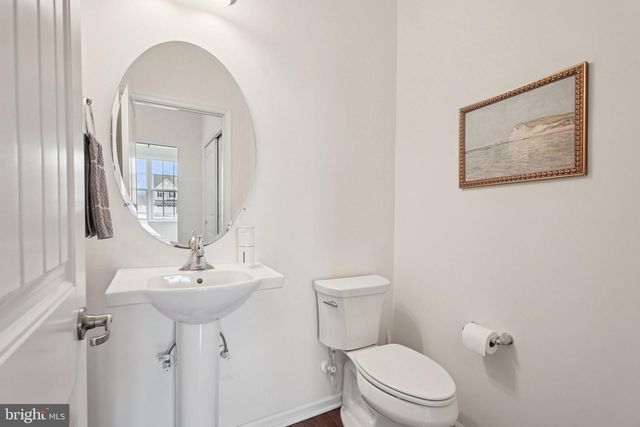 1436 ROSWELL LN, West Chester, PA 19380