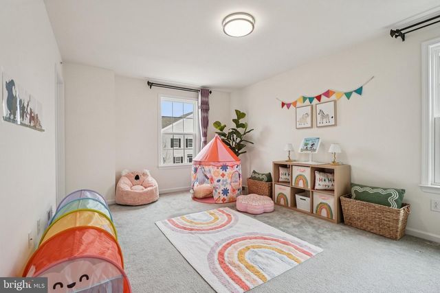 1436 ROSWELL LN, West Chester, PA 19380