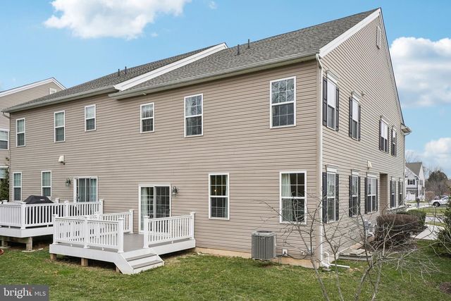 1436 ROSWELL LN, West Chester, PA 19380