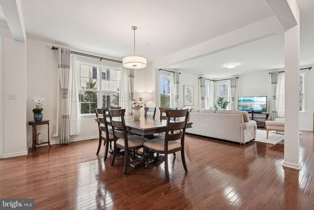 1436 ROSWELL LN, West Chester, PA 19380