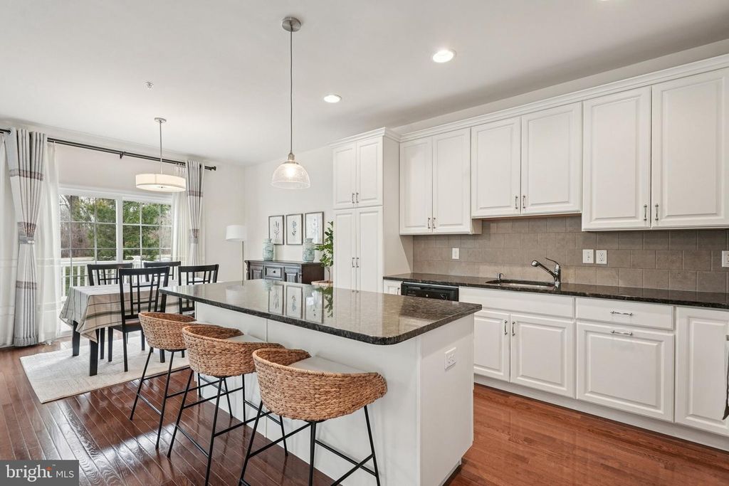 1436 ROSWELL LN, West Chester, PA 19380