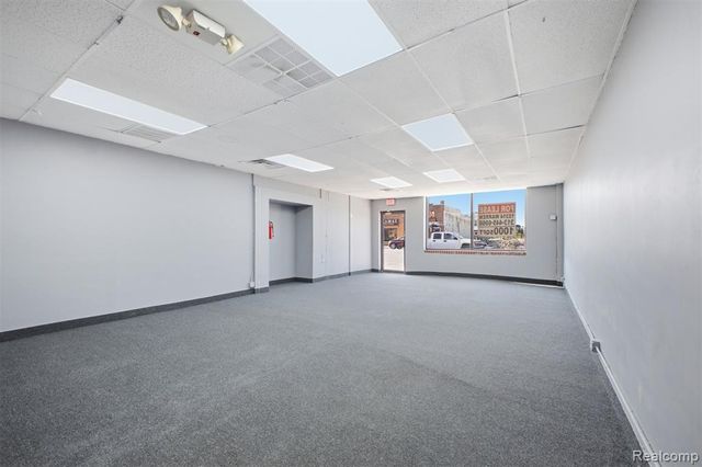 15314 W Warren Avenue, Dearborn, MI 48126