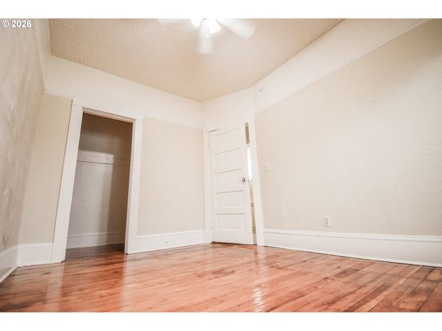 4024 Ne 6TH Ave, Portland, OR 97212