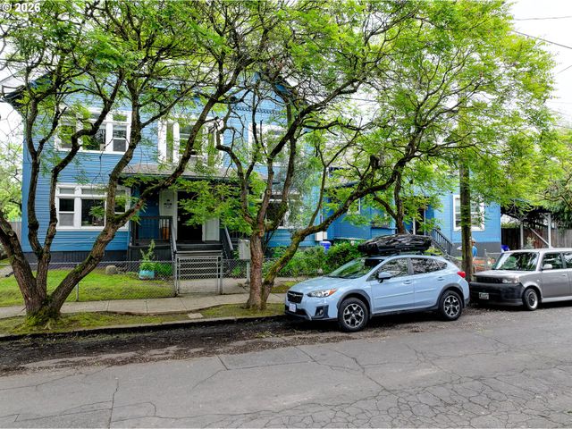 4024 Ne 6TH Ave, Portland, OR 97212