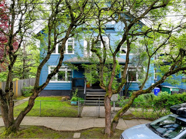 4024 Ne 6TH Ave, Portland, OR 97212