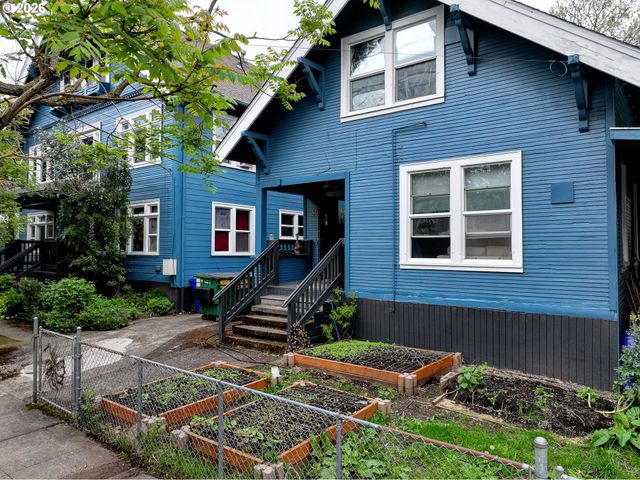 4024 Ne 6TH Ave, Portland, OR 97212