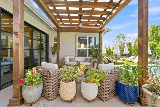 7904 Beacon Knob WAY, Austin, TX 78744