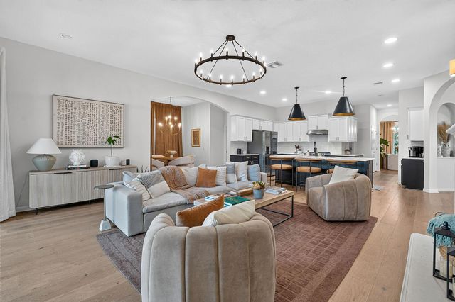 7904 Beacon Knob WAY, Austin, TX 78744