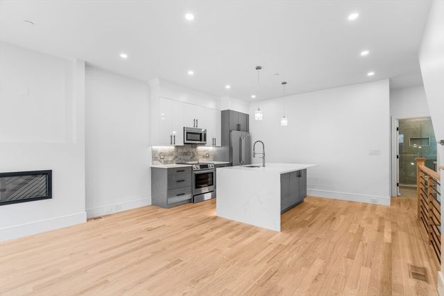 143 Tremont St 3, Boston, MA 02135