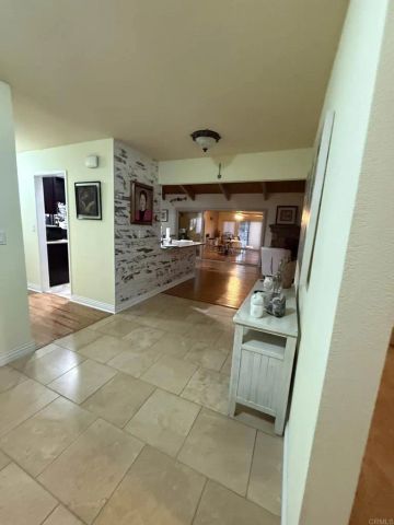 5828 Central Ave, Bonita, CA 91902