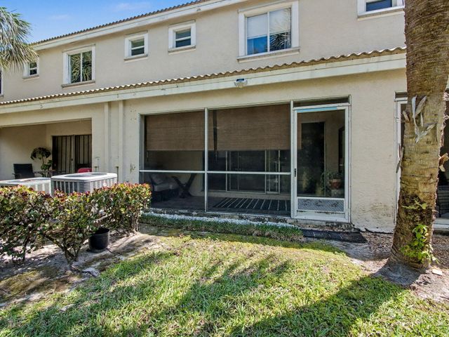 4583 Palmbrooke Circle, West Palm Beach, FL 33417