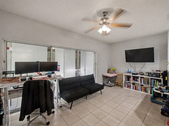 4583 Palmbrooke Circle, West Palm Beach, FL 33417