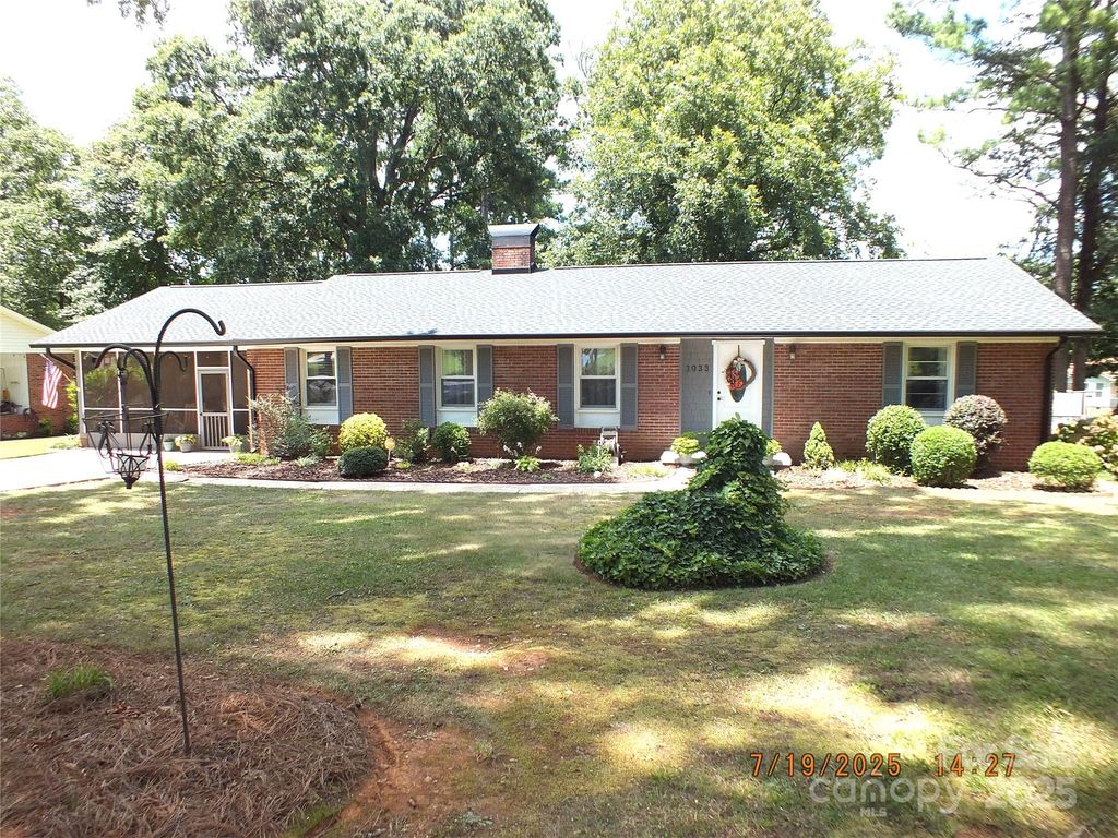 1033 Christopher Circle 15, Rock Hill, SC 29730