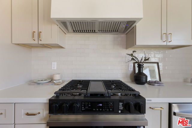 2812 Somerset Drive, Los Angeles, CA 90016