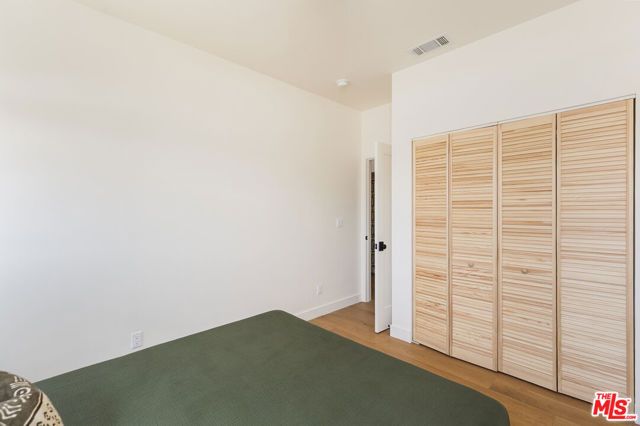 2812 Somerset Drive, Los Angeles, CA 90016