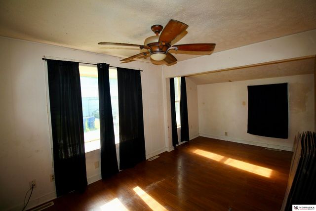 945 Unona Avenue, Crete, NE 68333