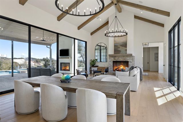 5805 Twin Peaks TRCE, Austin, TX 78738