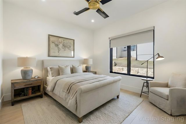 5805 Twin Peaks TRCE, Austin, TX 78738