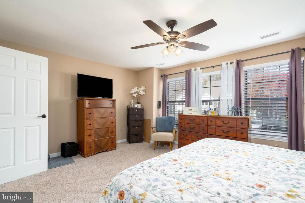 Image 10 of property listing at 86 BRIDGEWATER, Evesham, NJ 08053