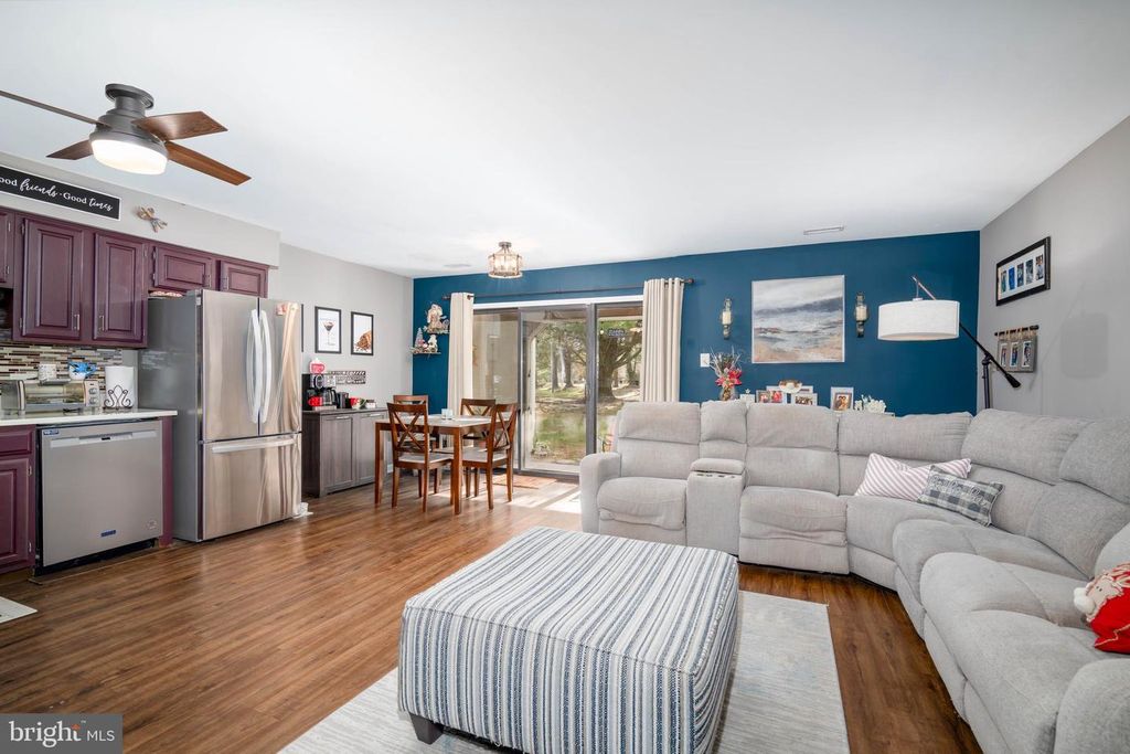 Image 3 of property listing at 86 BRIDGEWATER, Evesham, NJ 08053