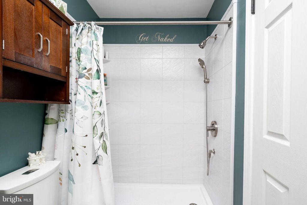 Image 8 of property listing at 86 BRIDGEWATER, Evesham, NJ 08053